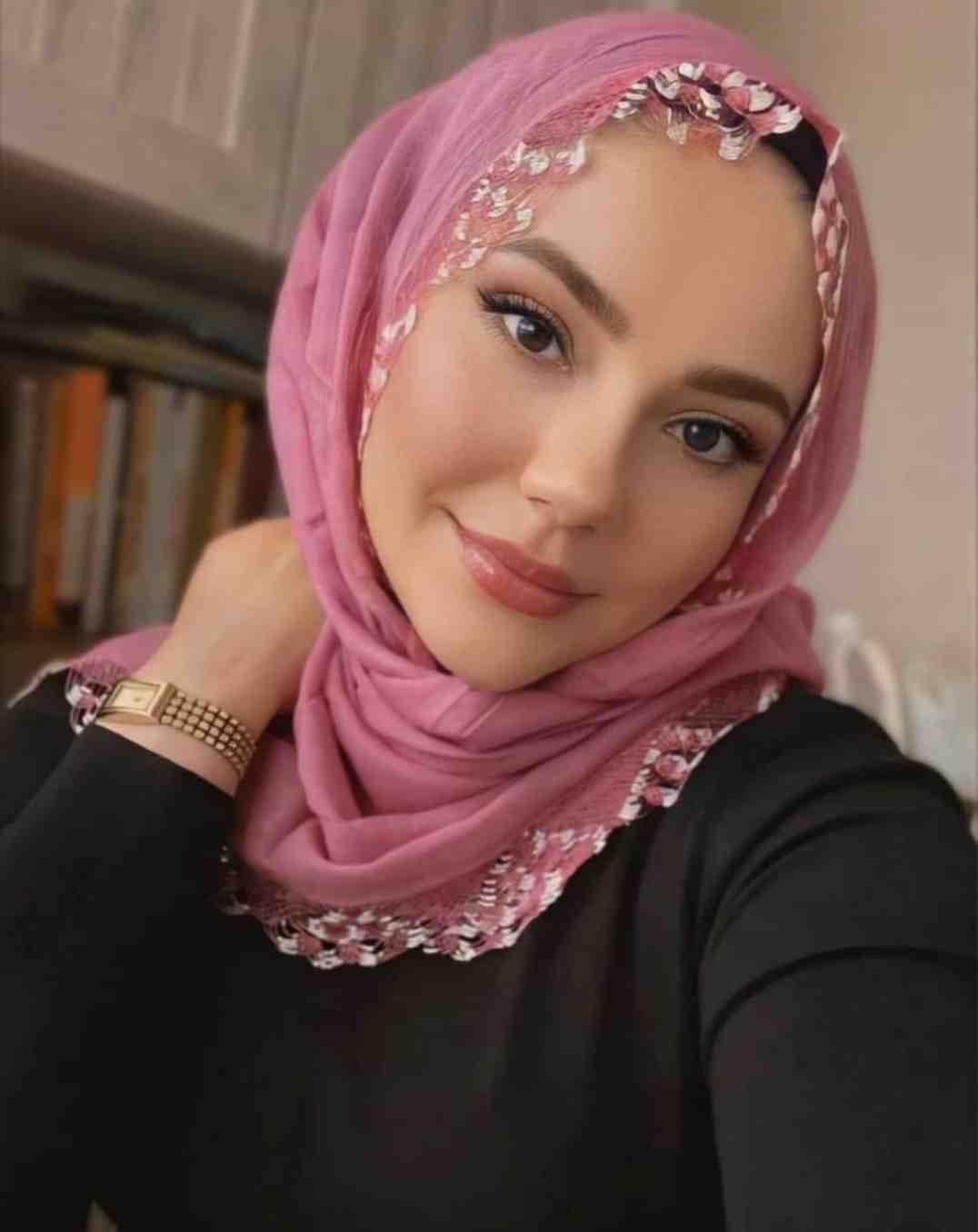 Fevziye Duruşu Güçlü Kadın Escort Beril