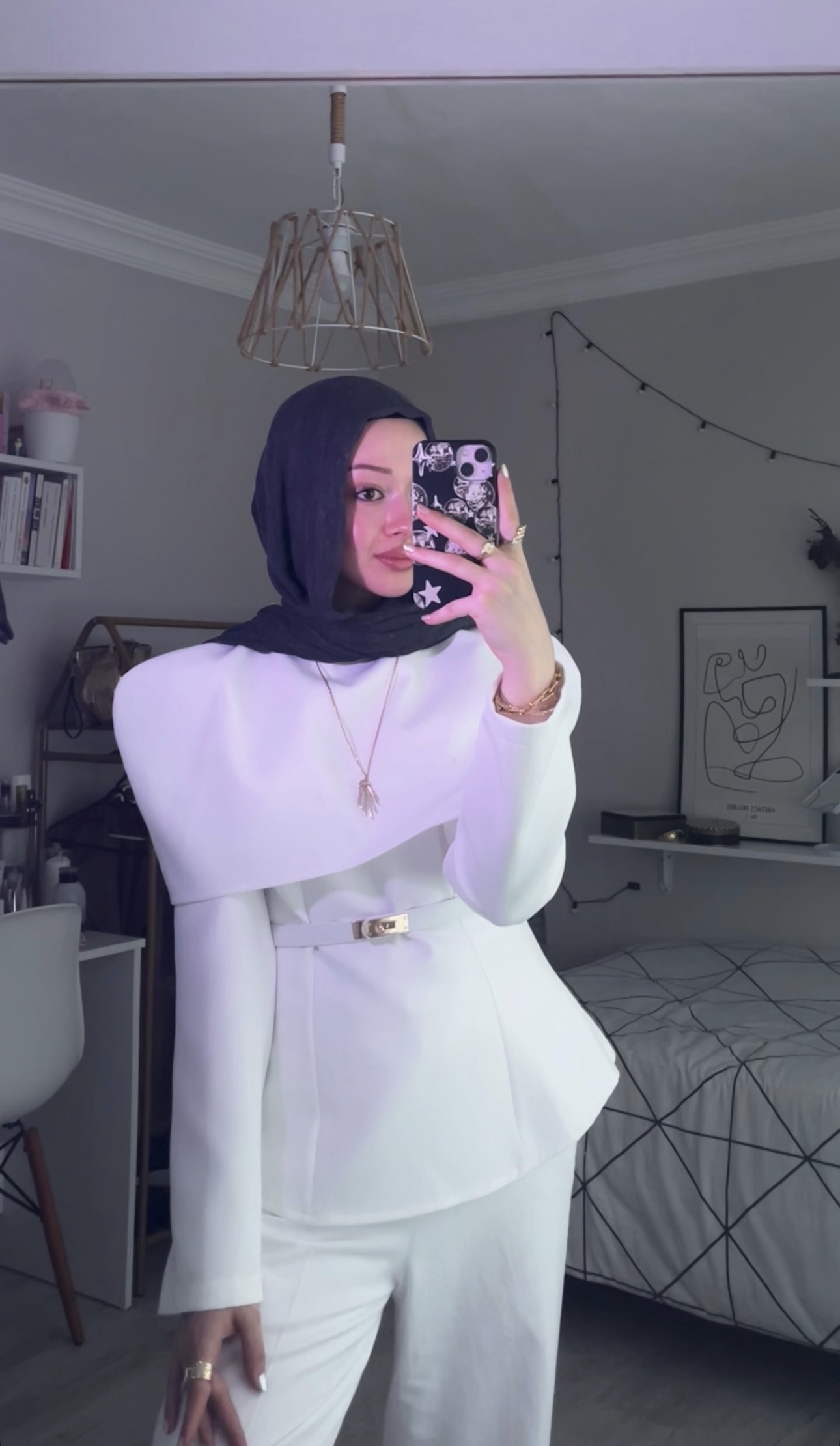 Burunağıl İdeal Kadın Escort Bayan Esin